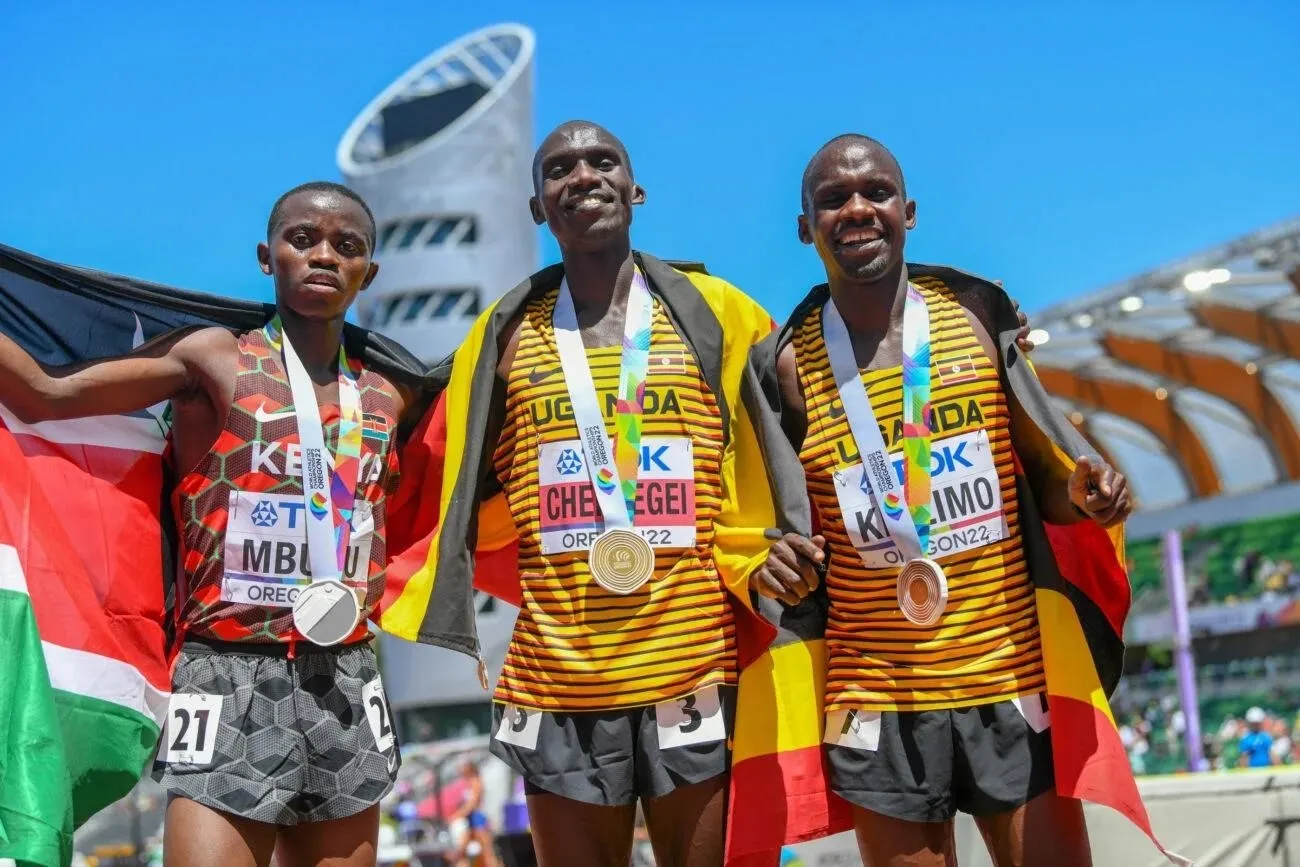 Распад Джошуа Чептегея's Valencia Marathon Debut 3