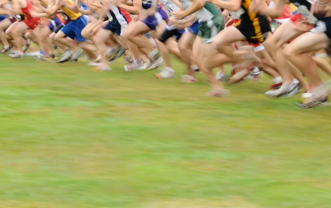 Трансгендерный спортсмен-второкурсник's Rise in Girls Cross Country Division Ignites Gender Equity Controversy 1