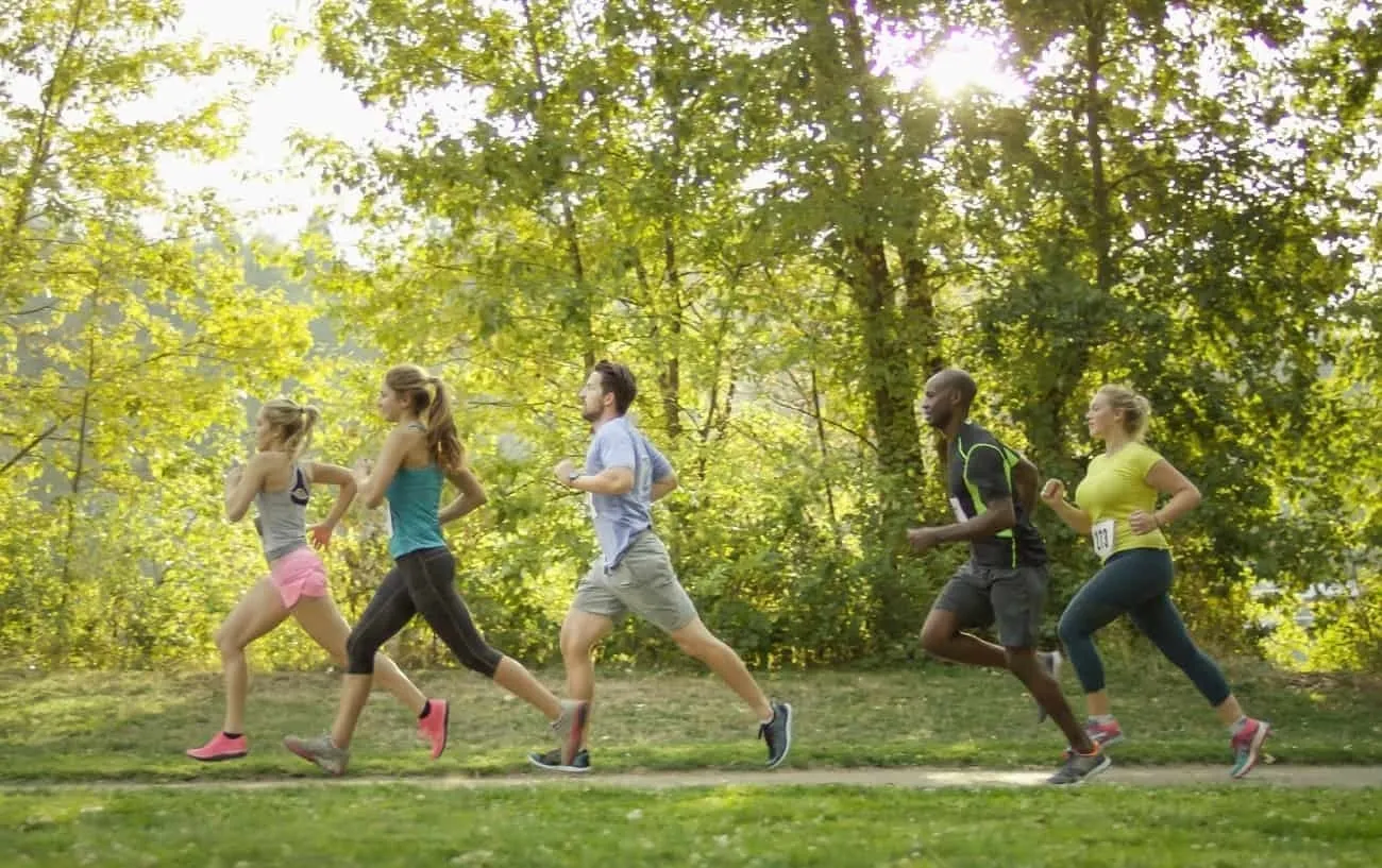 Основное руководство по Parkrun + советы экспертов по улучшению вашего времени на 5 км