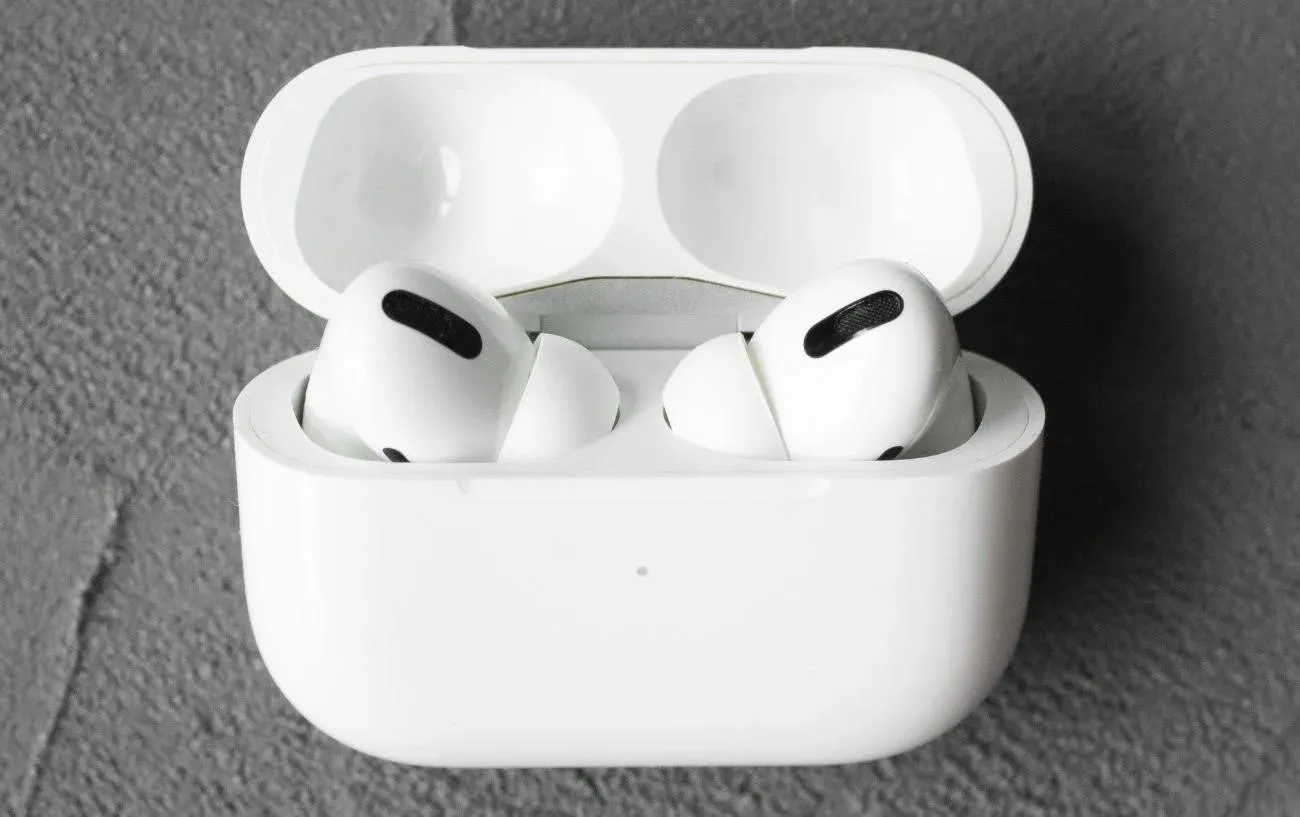 AirPods.