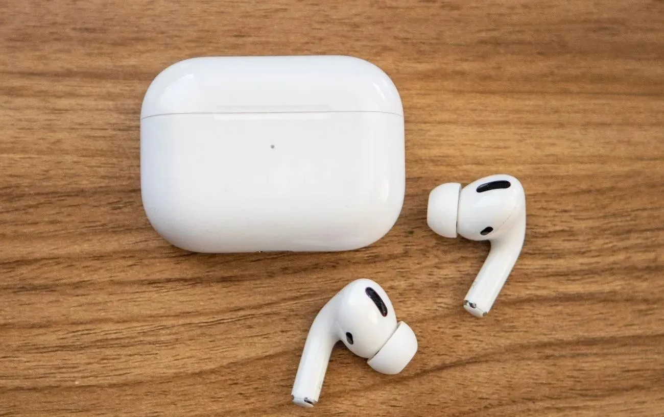 AirPods.