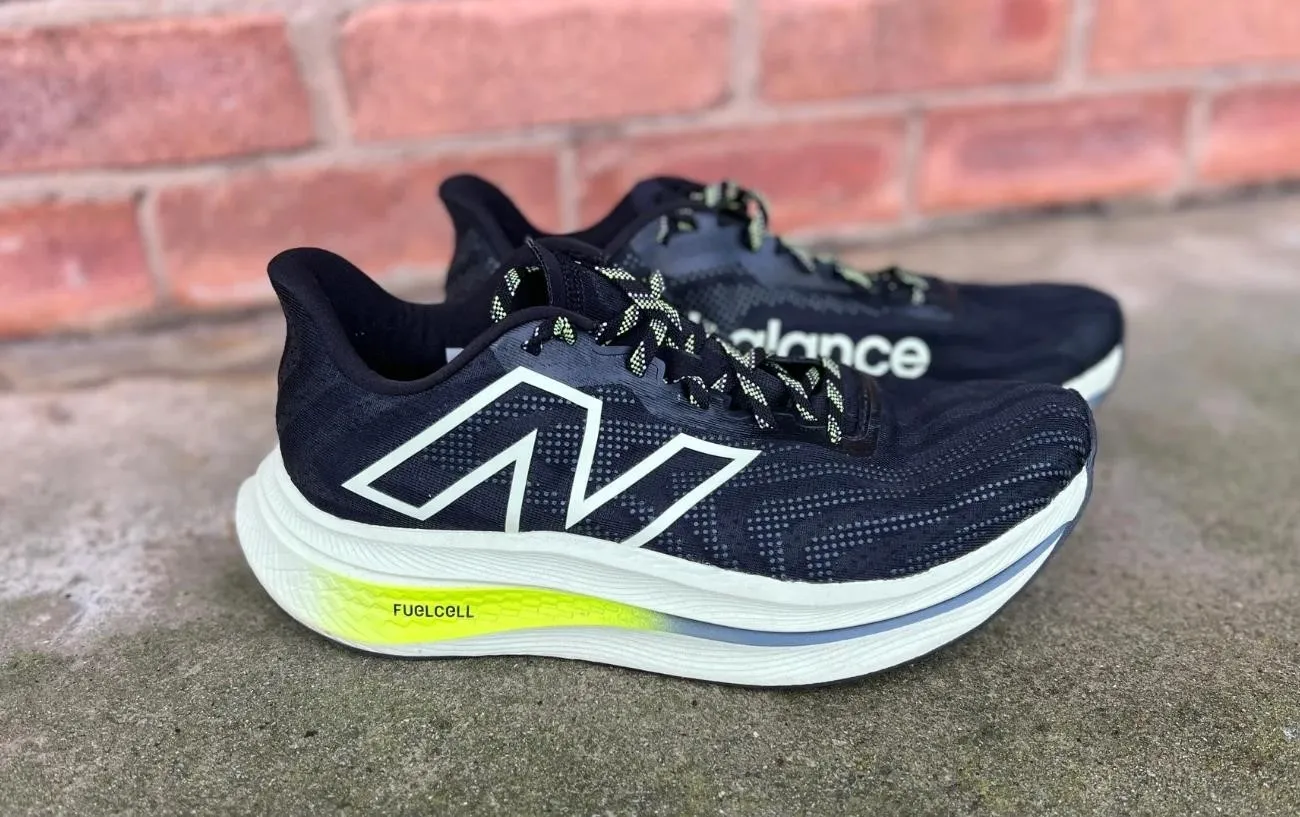 New Balance FuelCell SuperComp Trainer V2